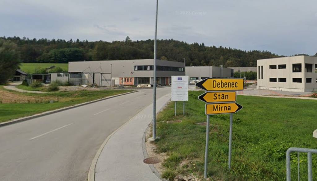 Okužena voda na Mirni: Situacijo nam je pojasnil še NIJZ