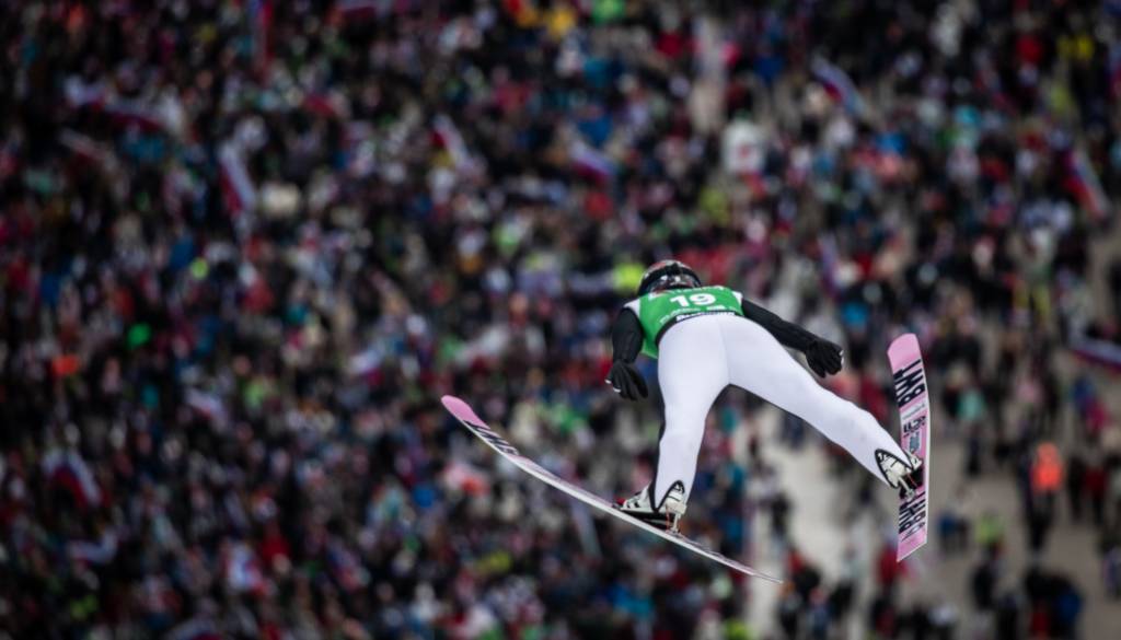 Prevcu zmaga ušla za las, Lindvig letel predaleč