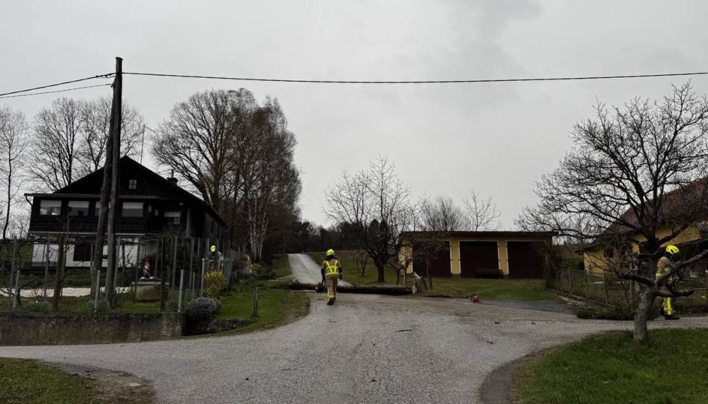 Veter razdejal Štajersko, na območju Maribora včeraj več kot 30 intervencij