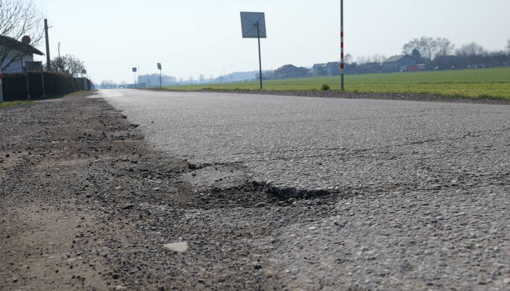 FOTO: Ena najbolj obremenjenih cest v Murski Soboti bo prenovljena: »Ta cesta je zelo ozka in nevarna za udeležence«