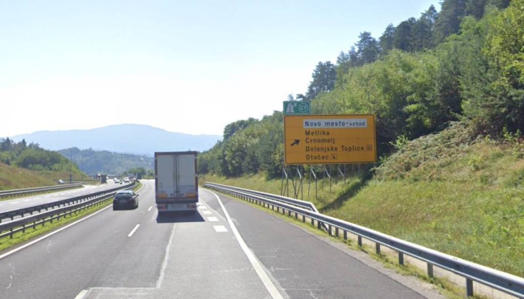 Dolenjske in belokranjske občine zahtevajo začetek tretje razvojne osi: »Dovolj je zavlačevanja.«