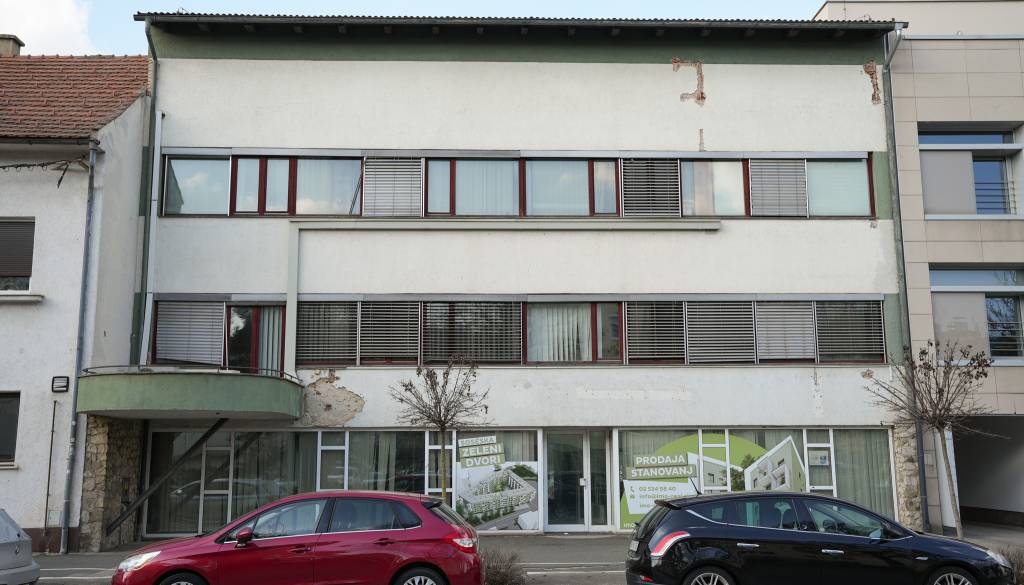 FOTO: Šerbčeva hiša, modernistična vizija Ferija Novaka v Murski Soboti