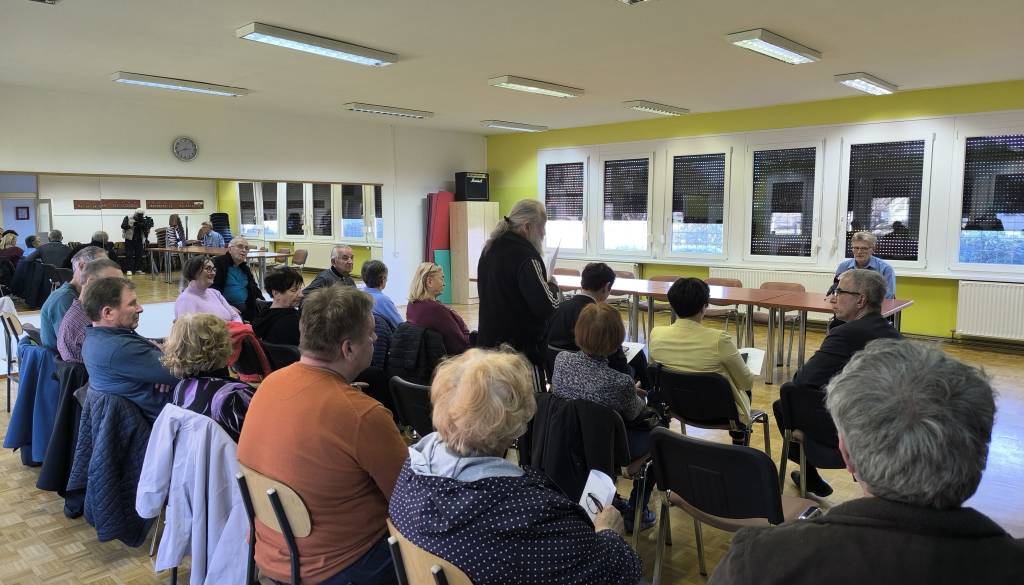 Na Teznu vre, ali se obeta državljanska nepokorščina?