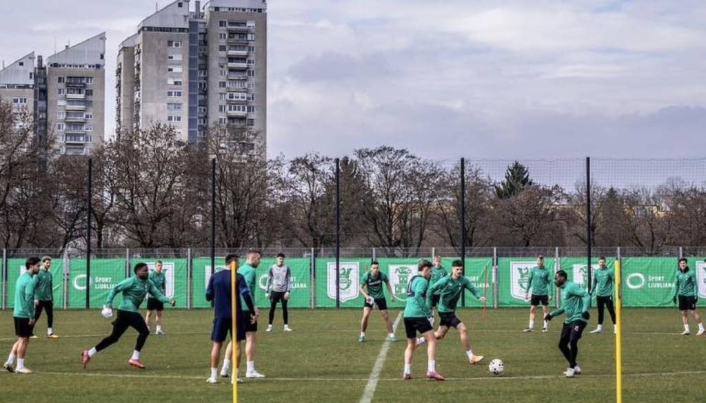 Olimpiji 3250 evrov kazni zaradi neprimernega vedenja navijačev