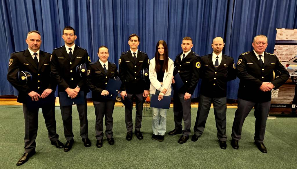 Gorenjski policisti, ki so za pogum in požrtvovalnost prejeli priznanje policije