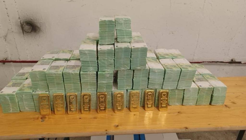Pri naših sosedih zasegli na milijone evrov in zlato iz ukrajinskega konvoja