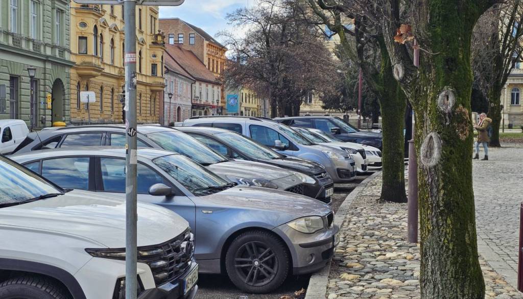 Parkiranje v Mariboru po novem dražje. Preverite, kje vse veljajo nove cene