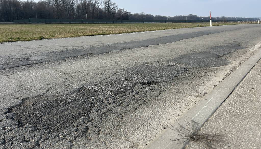 Občanu popustili živci, zato smo se obrnili na direkcijo: Za prenovo Markišavske ulice 1,8 milijona evrov, toda kdaj?