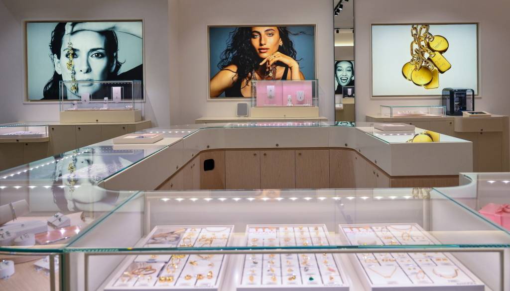 V Cityparku od danes naprej prenovljena trgovina z nakitom Pandora