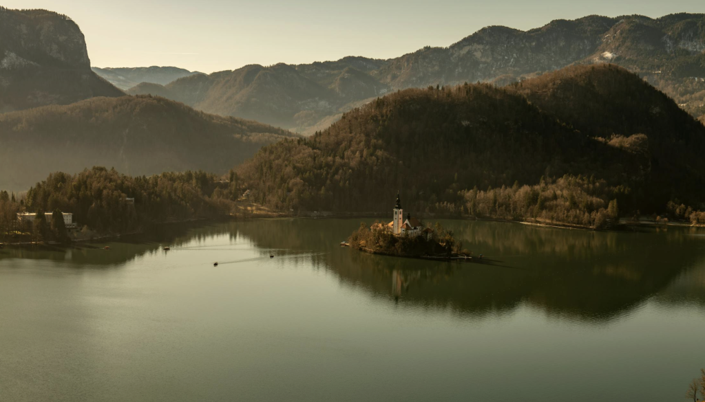 Prišel je iz Kansasa, razmišljal o selitvi, nato pa ga je Slovenija šokirala s cenami