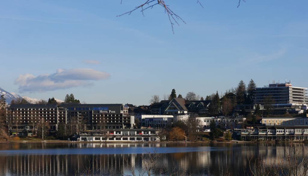 Na Bledu odprli razpis za pomembno funkcijo: Plača presega 2.500 evrov bruto