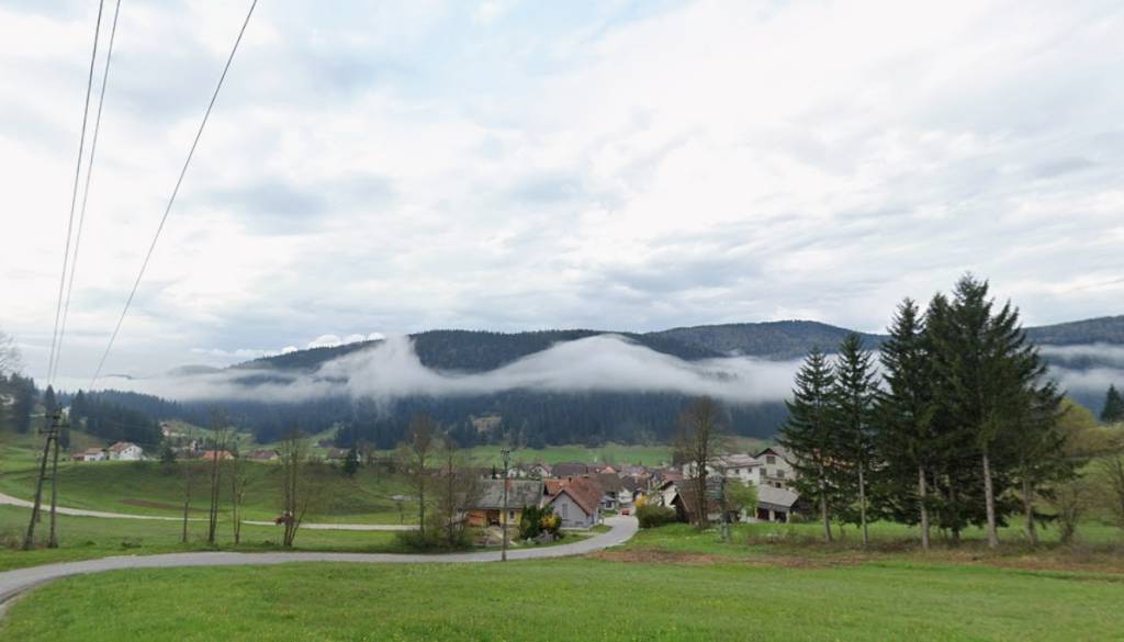 Vse do konca maja popolna zapora ceste v bližini Ribnice