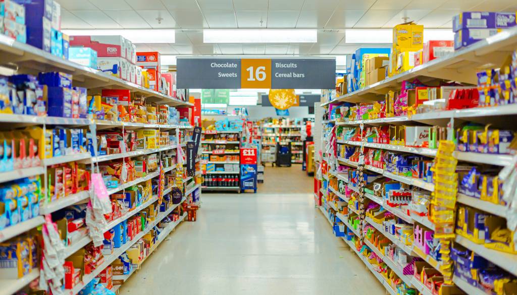 Plačal en izdelek, ostalo skril pod obleko, sledil je incident