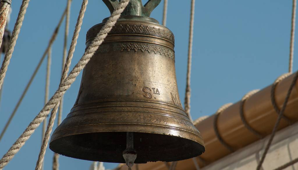 Rezervacije za zvon želja na Blejskem otoku? Šlo je za prvaprilsko potegavščino