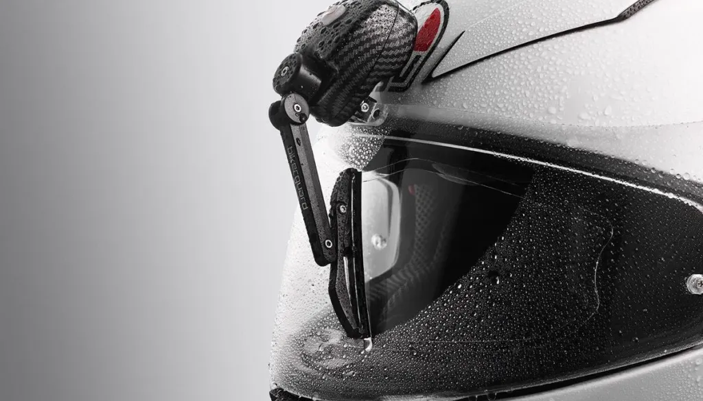 Slovenska inovacija, ki briše dež z vizirja: Londonska in slovenska policija jo že uporablja