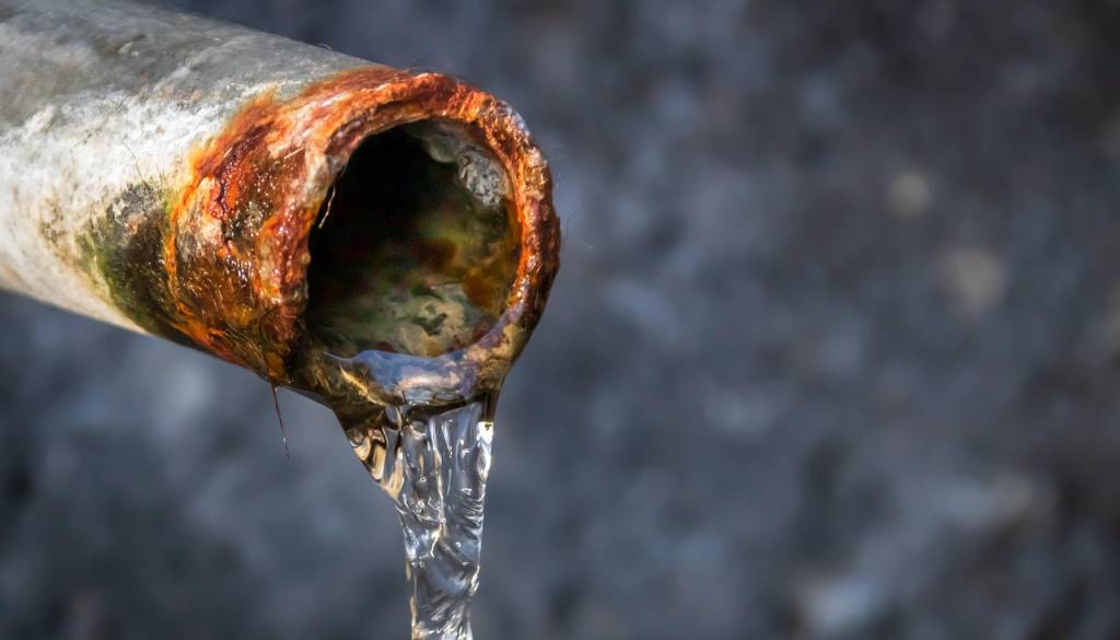 Težave z vodovodom na Ptuju: več kot 40.000 ljudi lahko brez vode v nekaj urah