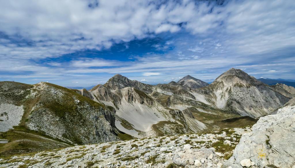 Za nedovoljeno prenočevanje v Julijskih Alpah se obeta visoka kazen