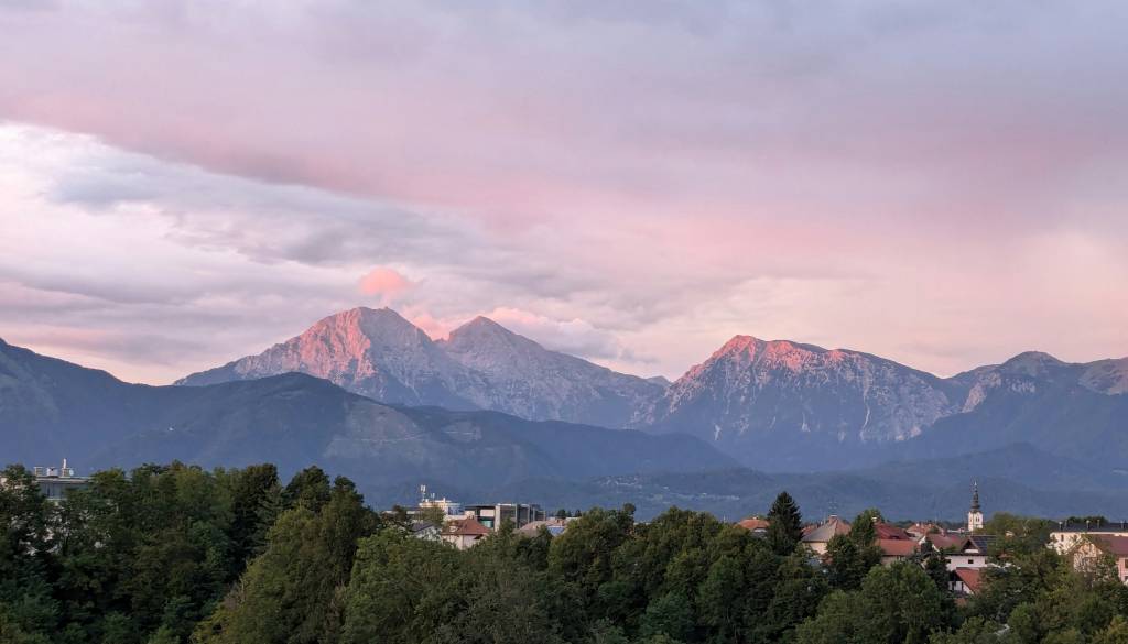 Kdo bo častni občan? Mestna občina Kranj zbira predloge za priznanja