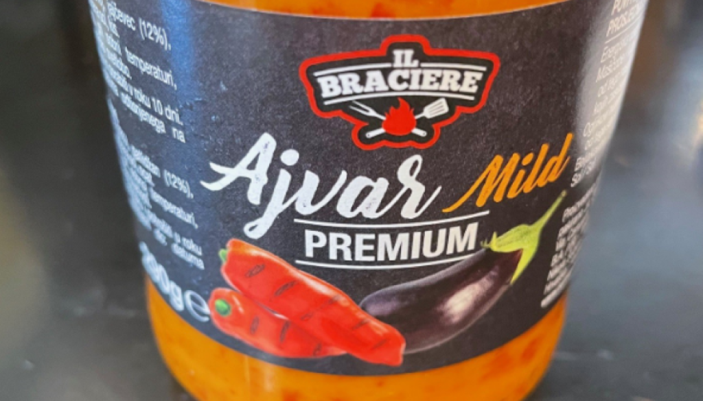 Ne spreglejte! Znani trgovec s polic umaknil ajvar. Ste ga že kupili?
