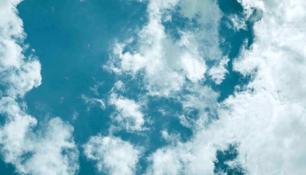 Pomladna idila ne bo trajala, sledi ohladitev s plohami