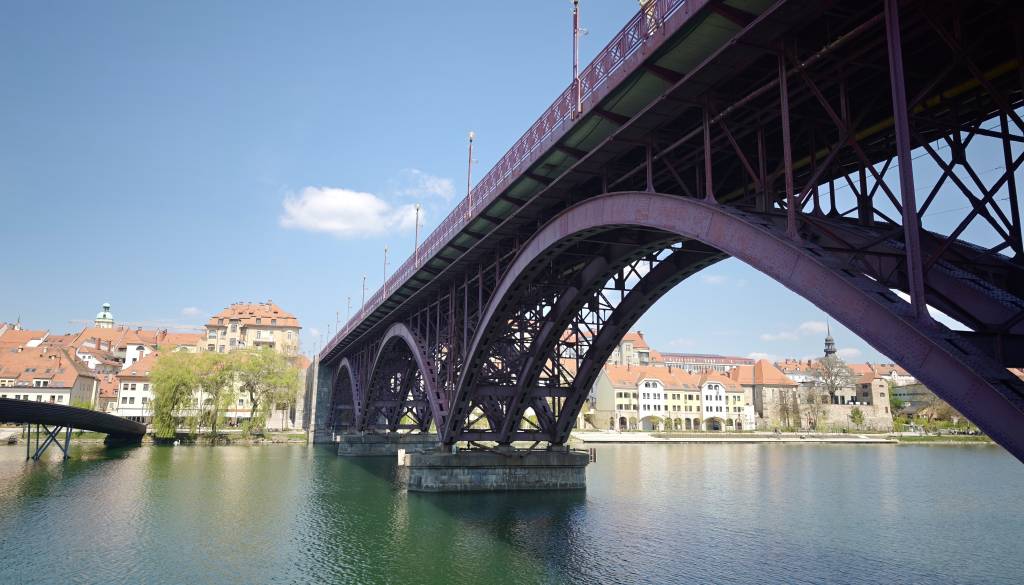 V mesecu dni več kot 1000 prenosov aplikacije Naš Maribor