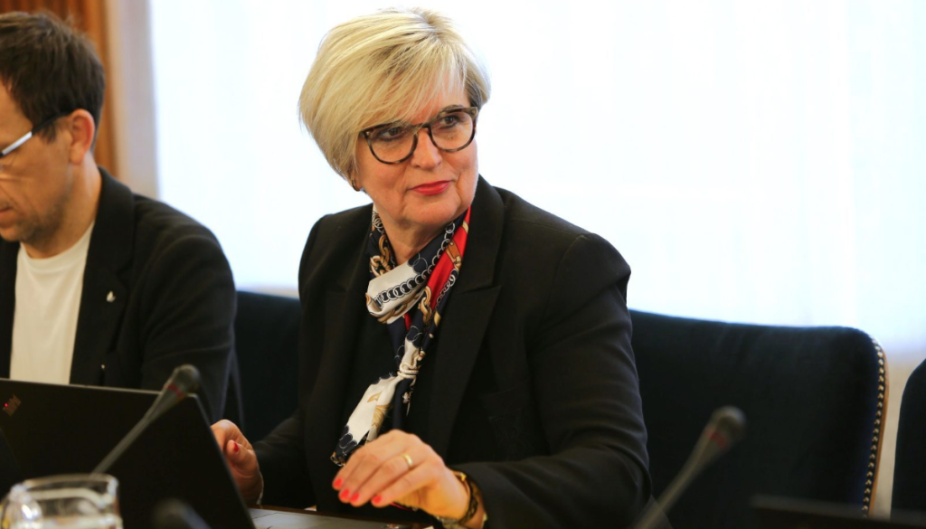 Pomurska poslanka v minulem mandatu opravila najdražje potovanje, toliko je stalo davkoplačevalce