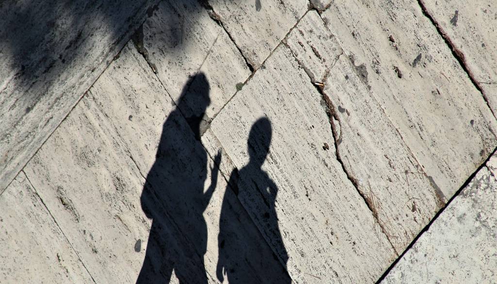 Četrtek prinaša usodna srečanja – ste pripravljeni na nov začetek?