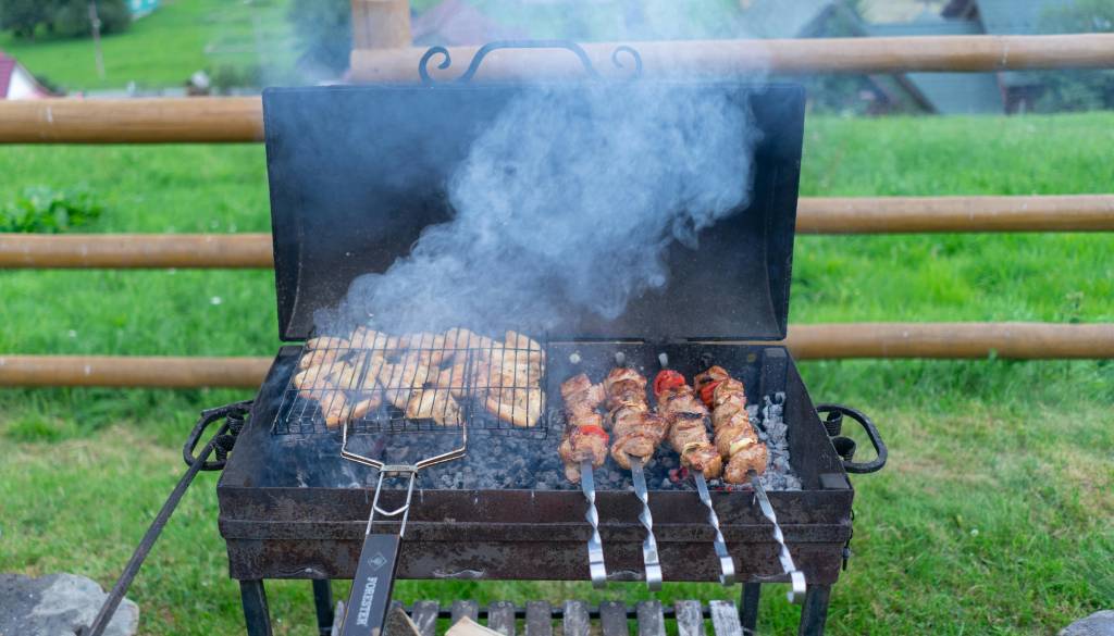 Boste šli na izlet, vas čaka piknik? Kakšno v prestolnici vreme praznični konec tedna?