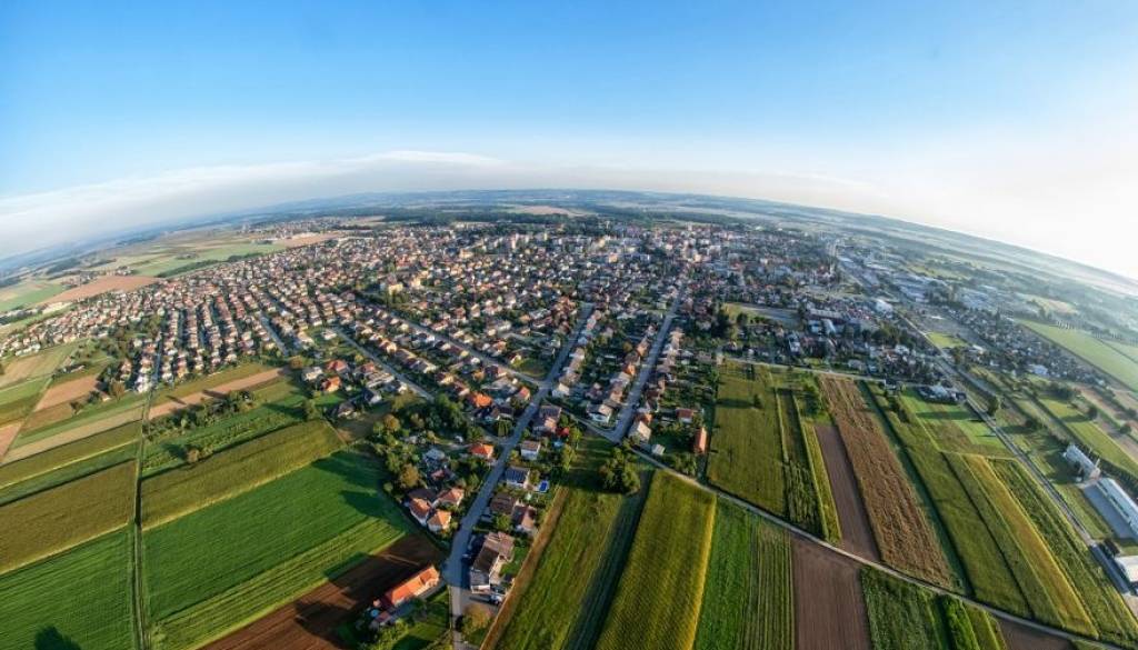 Župani skeptični, izvajalec izbran. Kdo bo pripravil prostorski plan za Pomurje in za kakšno ceno?