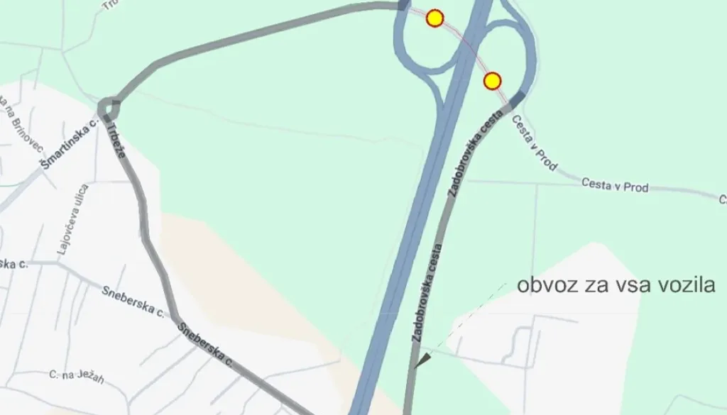 Pozor, začela je popolna zapora Zadobrovške ceste. Preverite obvoz