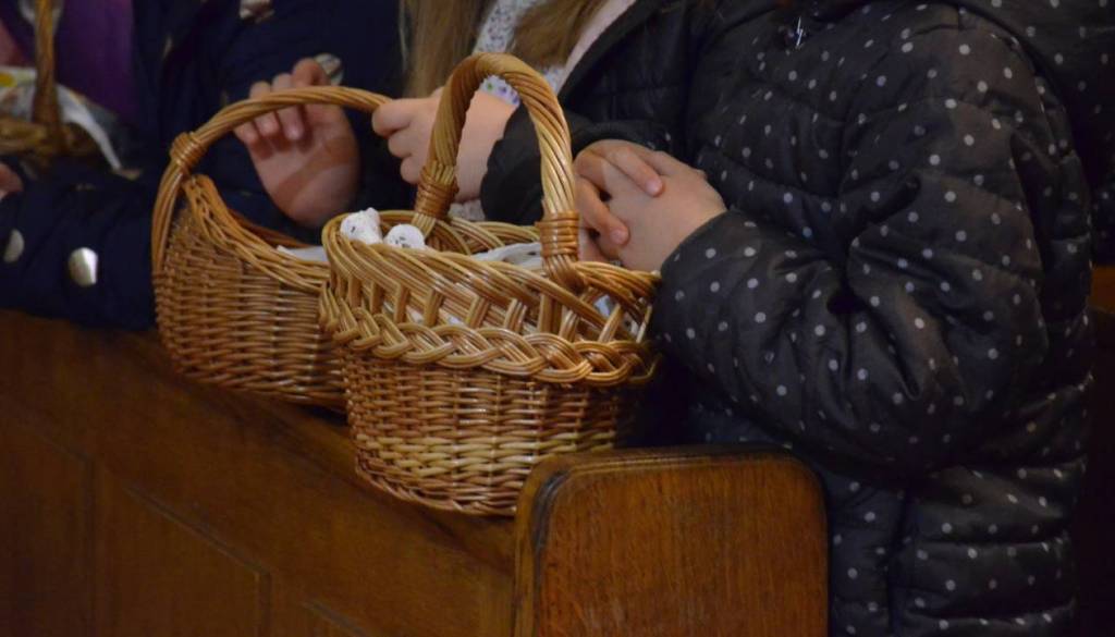 Šunka, hren, jajca: Kakšna je simbolika velikonočnih jedi?