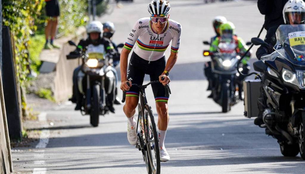 Pogačar brez konkurence v van der Poelu, še do tretje zmage v Flandriji