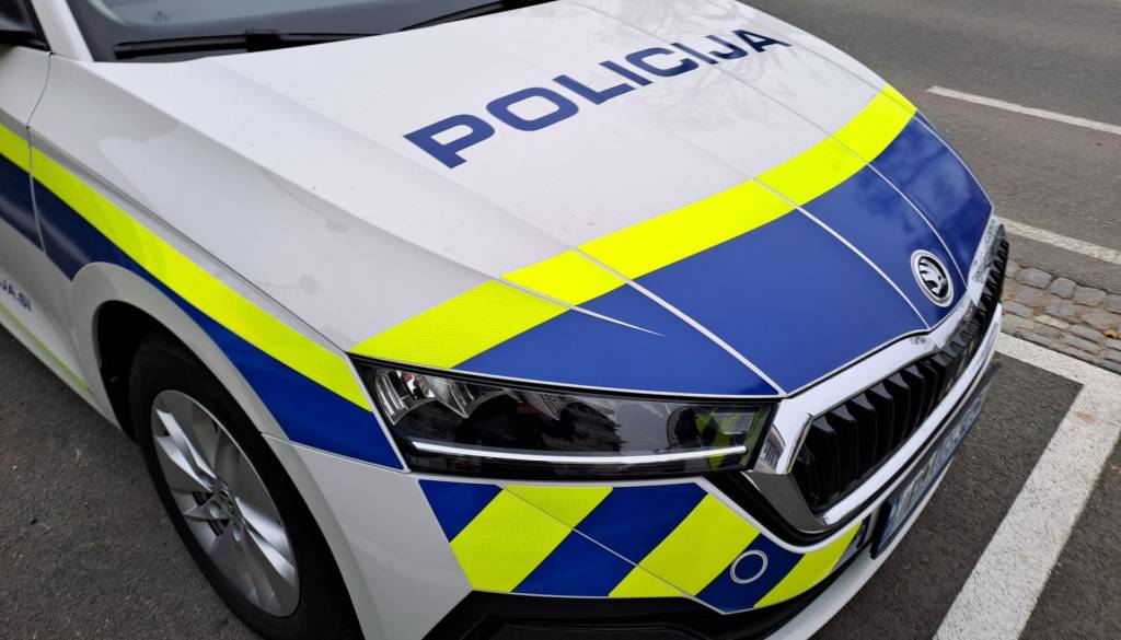 Policija obravnava poskus uboja