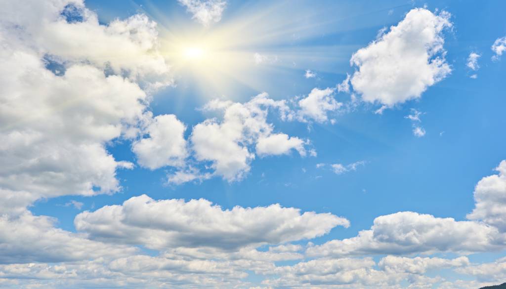Kaj nam prinaša vreme? Prijetne temperature, a tudi možnost ploh