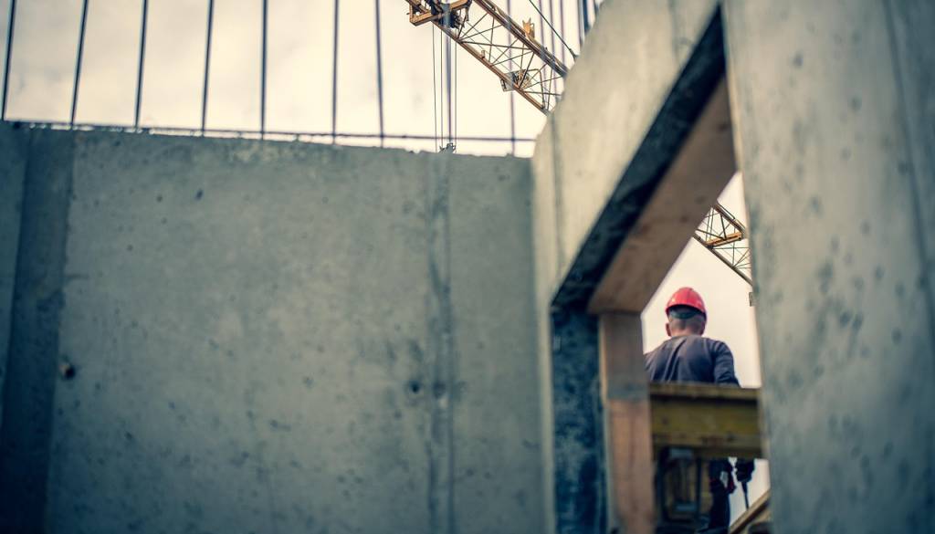 27-letnik po delovni nesreči na Štajerskem podlegel poškodbam