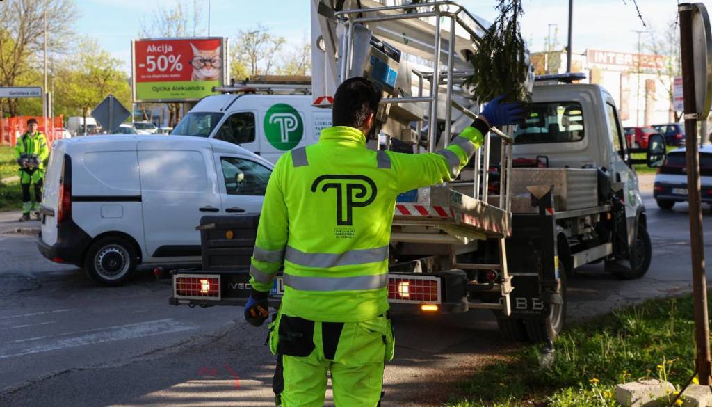 FOTO: Začela se je prenova Tbilisijske ulice: zapora do jeseni
