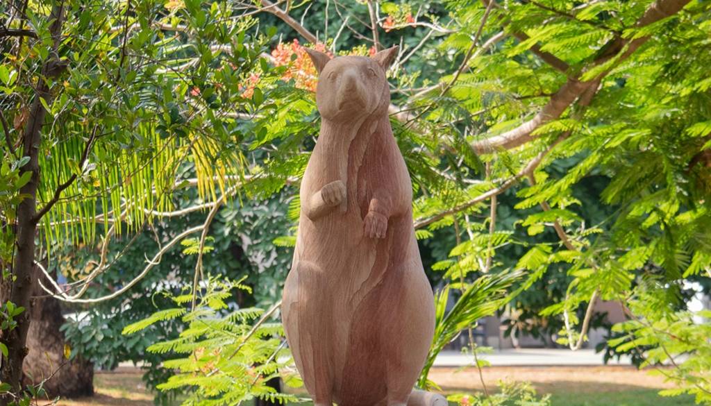 Junakinja s štirimi tačkami: Podgani postavili spomenik, zakaj? 