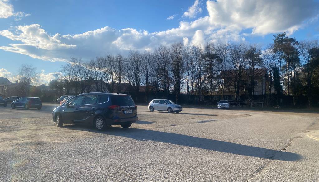 Pobuda za znižanje parkirnin na Ptuju, 30 evrov je preveč