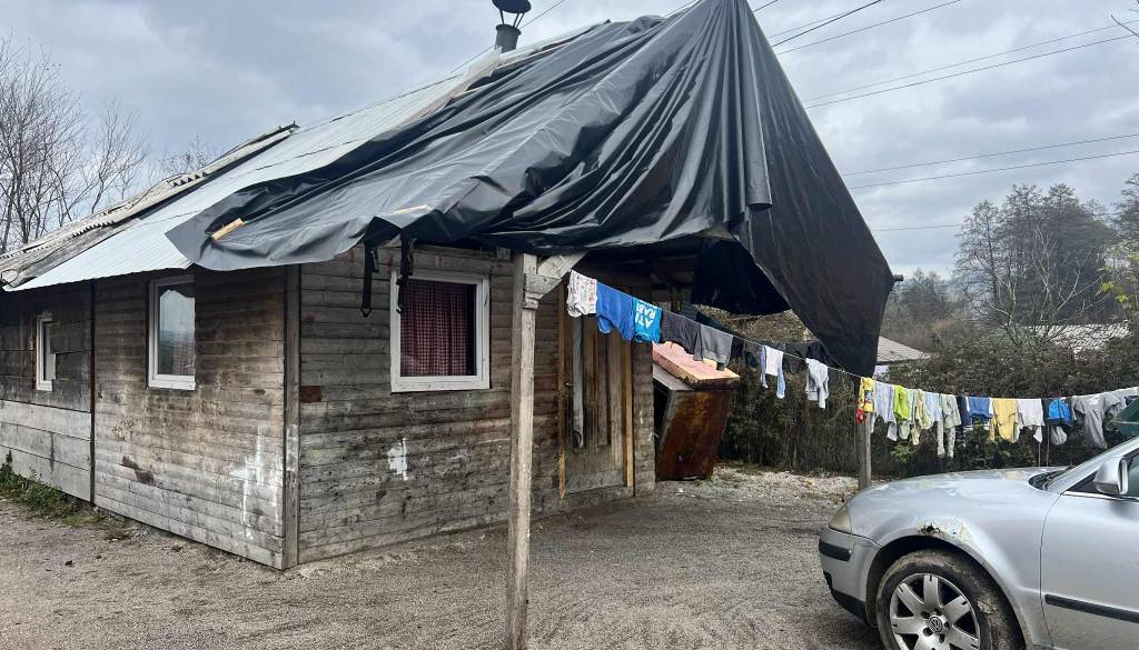 V Sloveniji trenutno okoli 7.600 Romov, na Dolenjskem več kot polovica