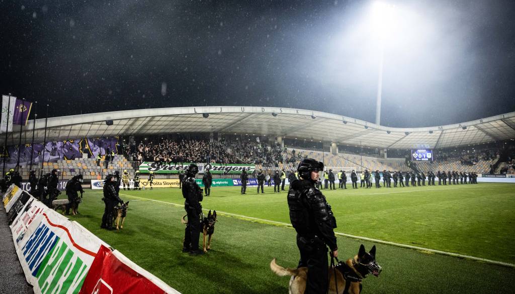 Green Dragons udarili po Violah: »Zaradi teh imbecilov trpi celotna navijaška scena«