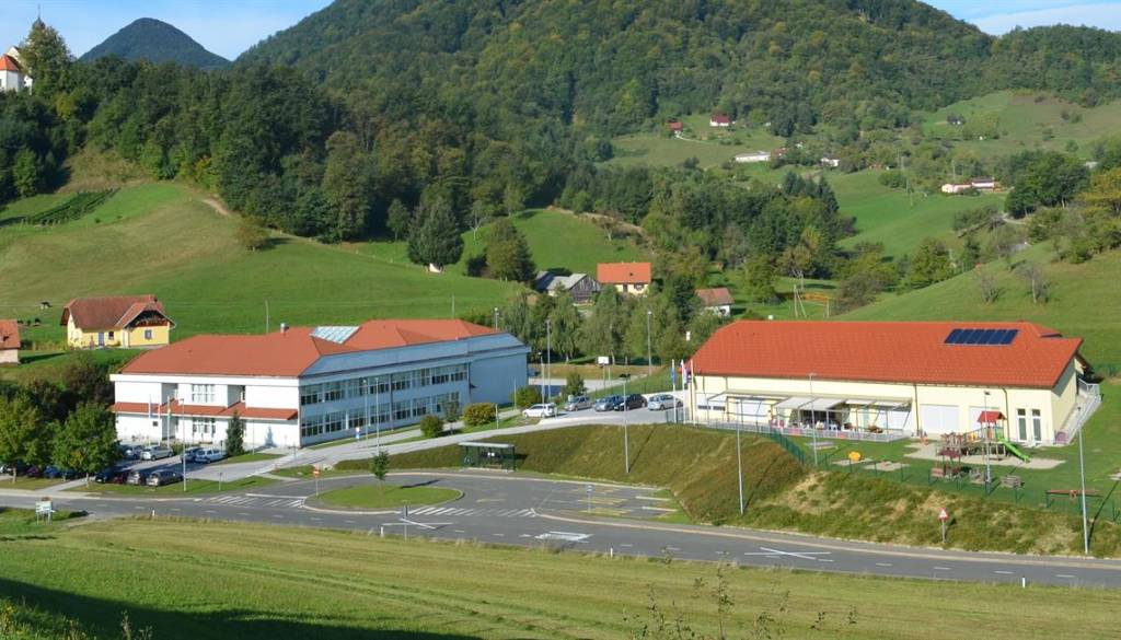 Reflektorji, fitnes in nova igrišča, Žetale nadaljujejo obnovo športnega parka