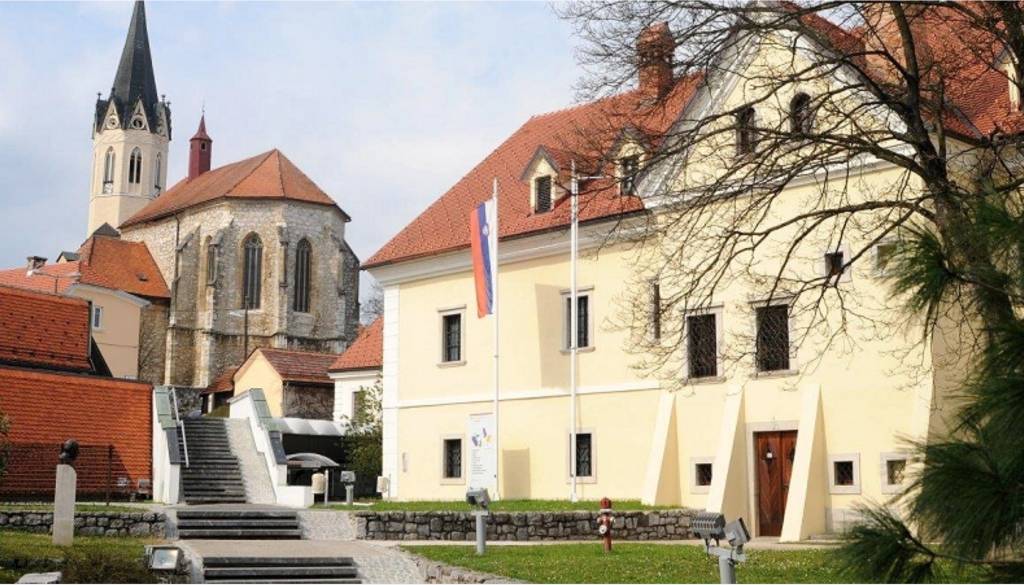 Mladim Novomeščanom se ponuja sredstva pri gradnji: Znesek je na nepremičninskem trgu kaplja v morje