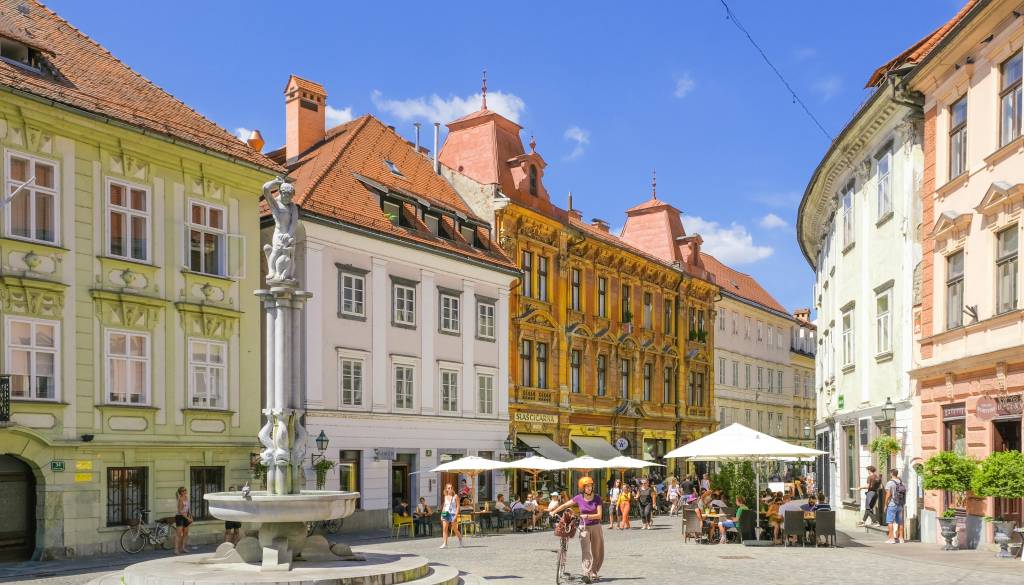 Prihaja prvi pravi okus poletja? V Ljubljani prihodnji teden za kratke hlače in kratke rokave