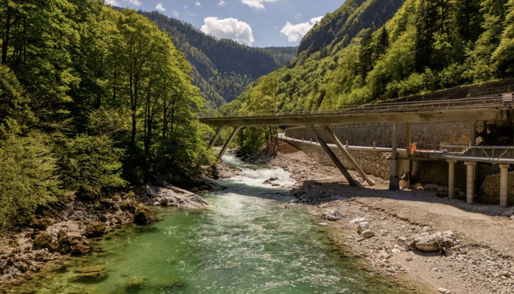 Turizem ostaja zlata jama za Bled, prihodki presegli 2,8 milijona evrov