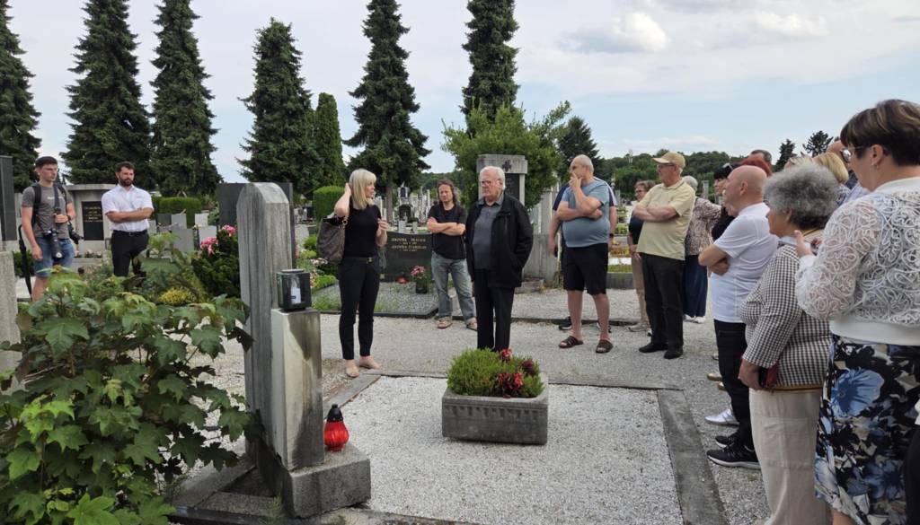 Podpora, ki je v Sloveniji primanjkuje: V Mariboru brezplačna mesečna skupinska srečanja za žalujoče