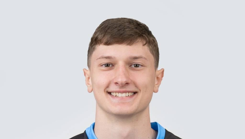 Iz Ljubljane na enega največjih košarkarskih programov v ZDA: Sergej Macura podpisal za UCLA