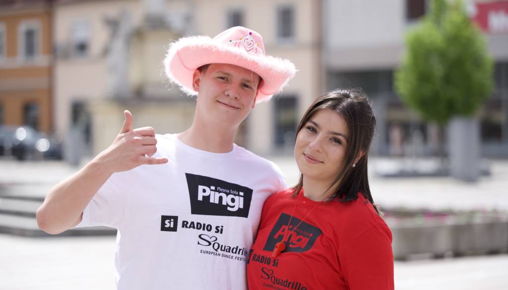 FOTO: Tudi ljutomerski maturanti zaplesali tradicionalno četvorko