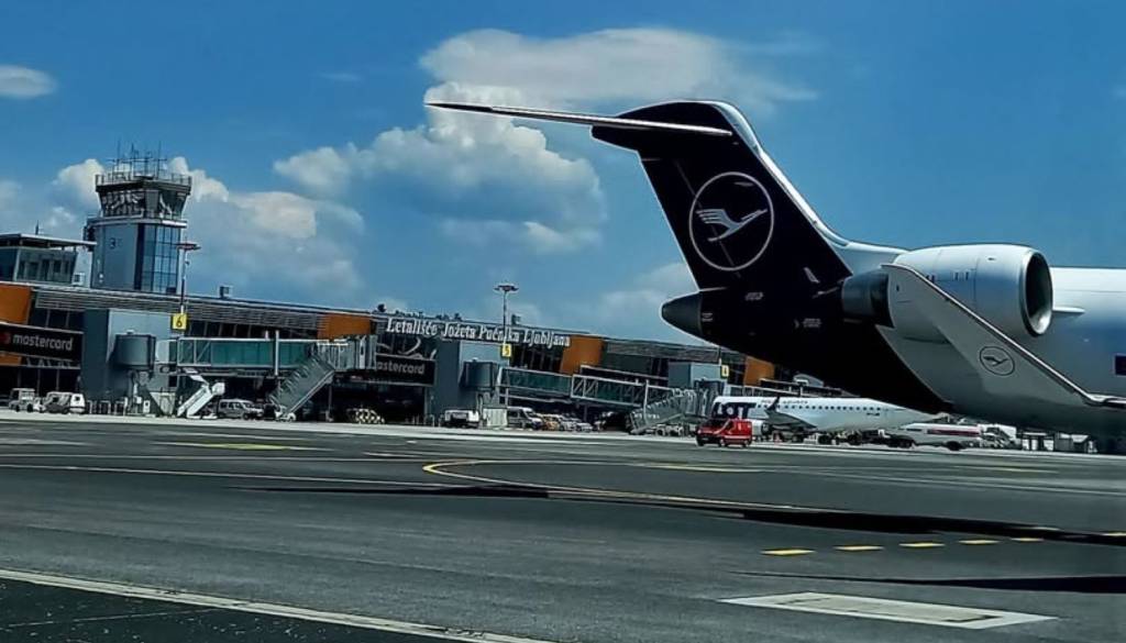 Velik rez v vozni red: Lufthansina zimska čistka letov prizadela tudi Ljubljano