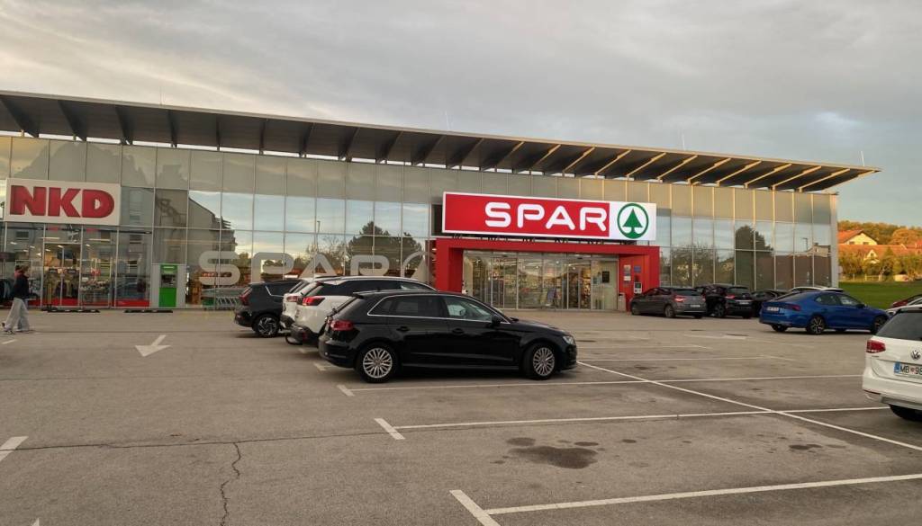 V Rabelčji vasi od junija dalje možnost najema parkirnega mesta