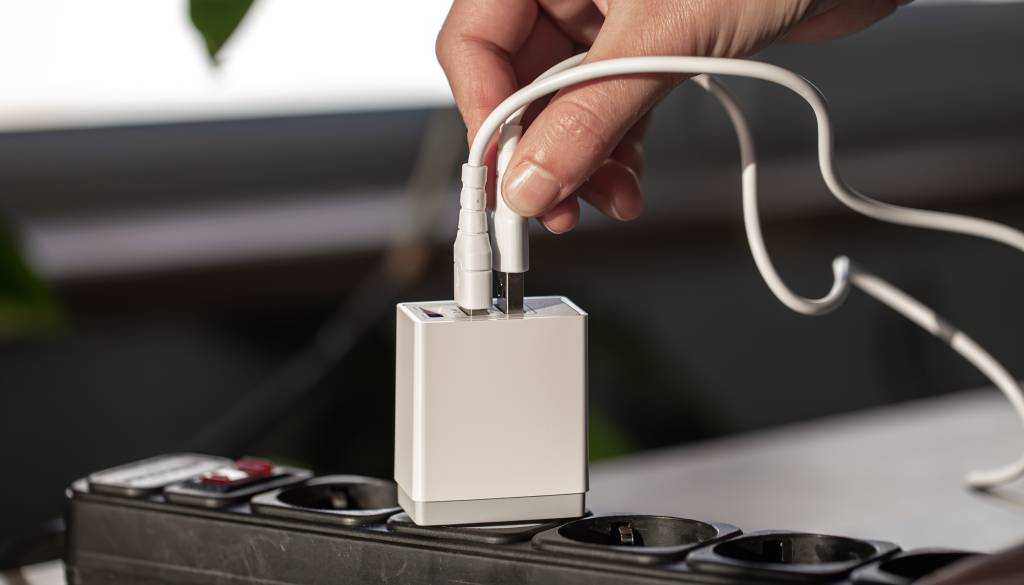 Cena elektrike za gospodinjstvo močno poskočila